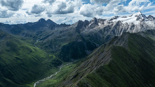 The Indian Subcontinent and the Water Cycle: From Monsoon to Ocean