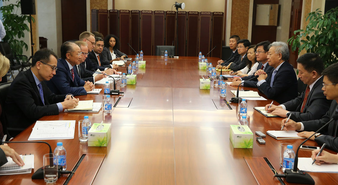 AIIB Multilateral Interim Secretariat and WBG Agree to Continue and Deepen Cooperation