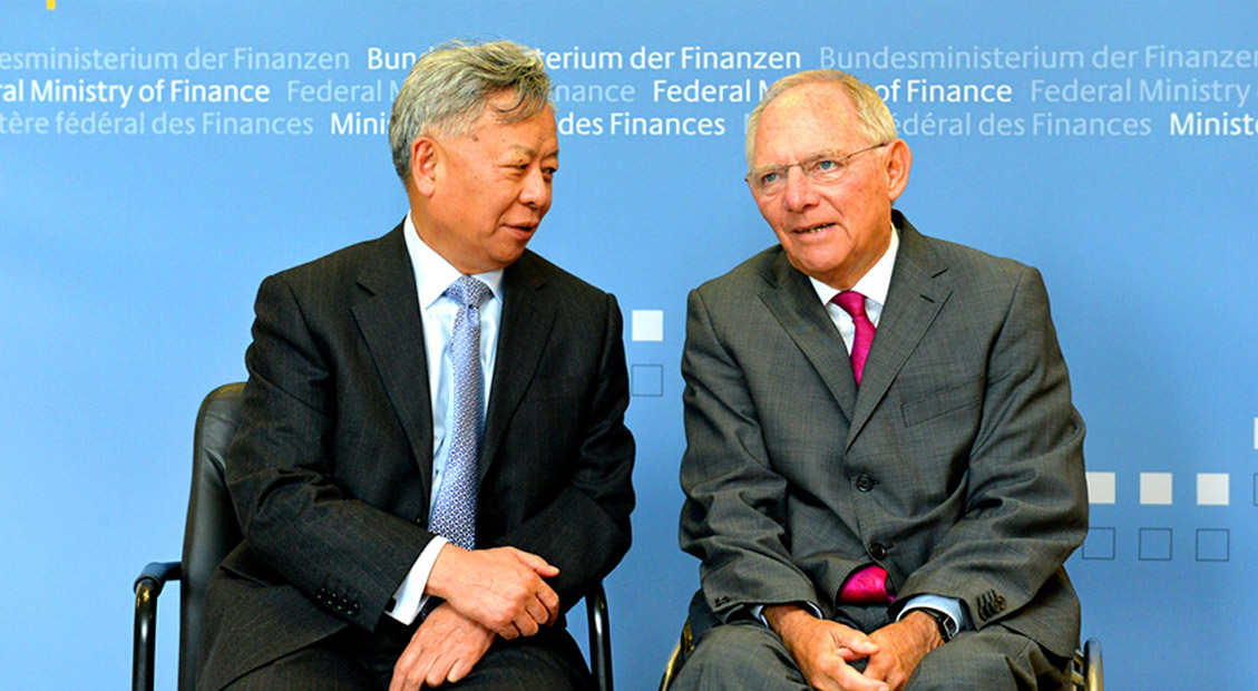 President-designate Jin meets with German Finance Minister Schäuble in Berlin, 30 September 2015