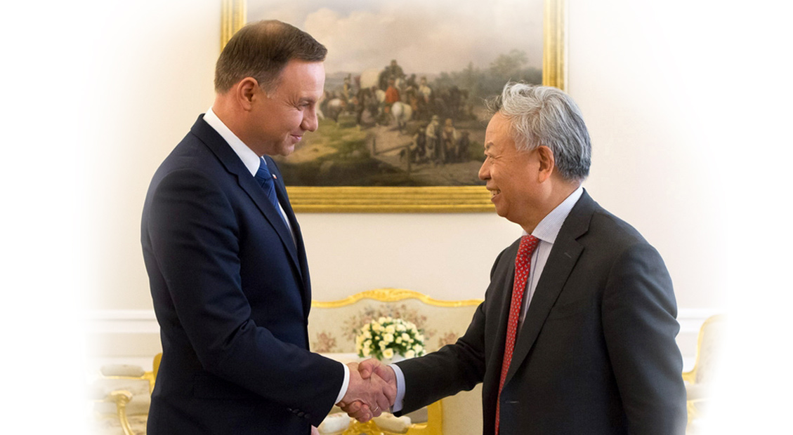 President Jin Liqun meets Polish President Andrzej Duda