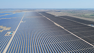 AIIB Anchor Investor in India’s Largest Renewable Energy Infrastructure Investment Trust