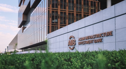 AIIB Advances 2025 Funding Program with Strong Return to USD Market
