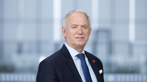 Andrew Cross to Depart as AIIB Chief Financial Officer 