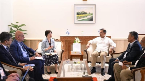 AIIB President Advances Support for Members’ Energy and Economic Resilience